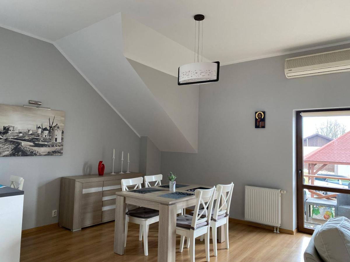 Lipowa Apartment Modlnica ภายนอก รูปภาพ